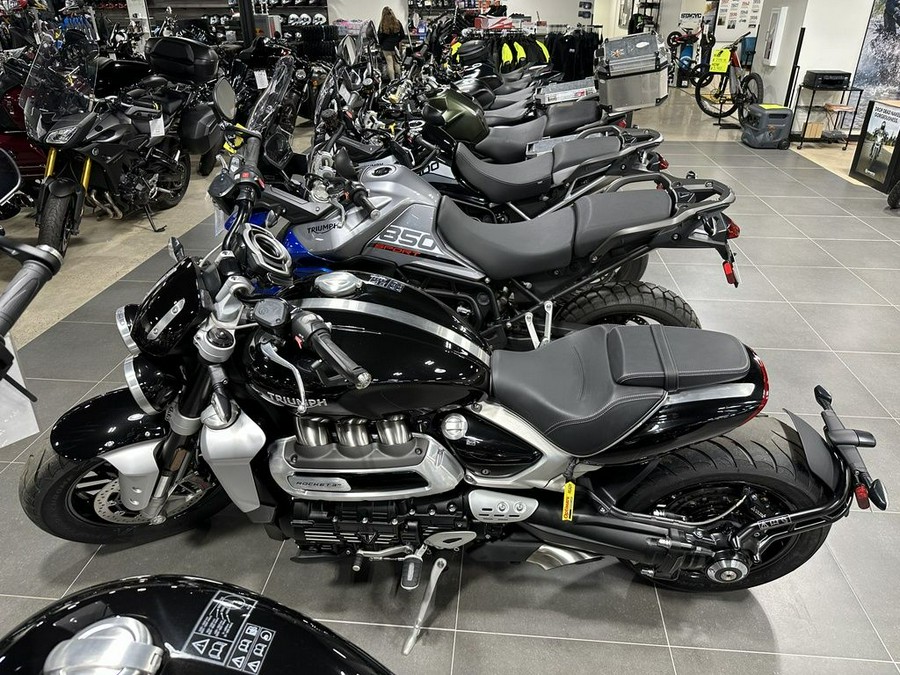 2024 Triumph Rocket 3 R Sapphire Black