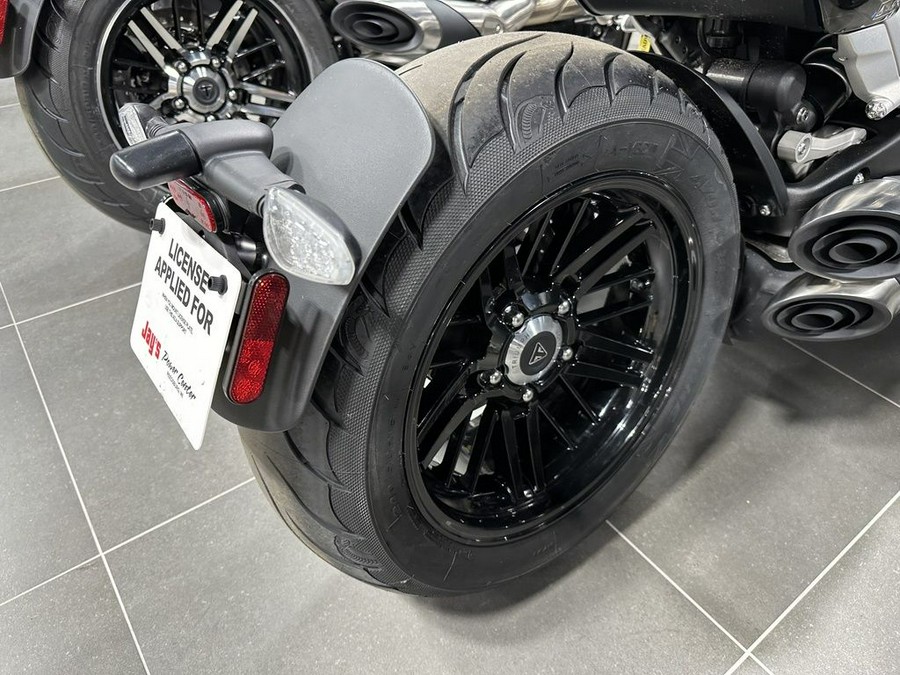 2024 Triumph Rocket 3 R Sapphire Black