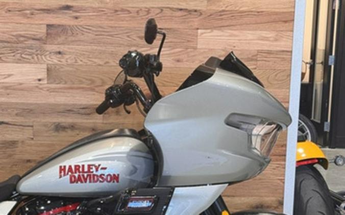 2025 Harley-Davidson FLTRXSTSE - CVO Road Glide ST