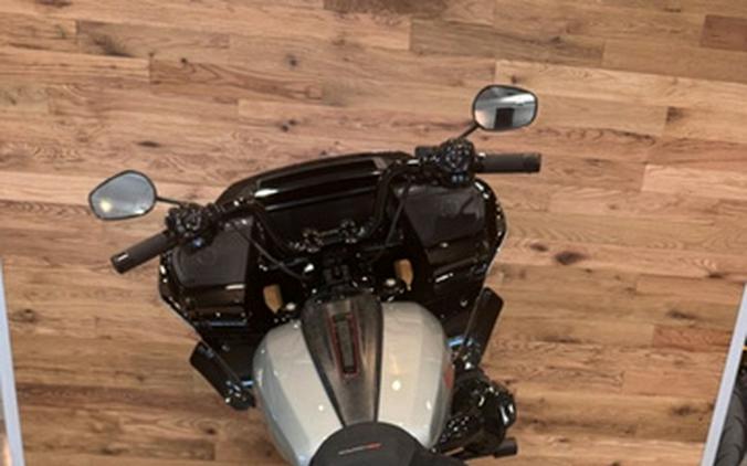 2025 Harley-Davidson FLTRXSTSE - CVO Road Glide ST