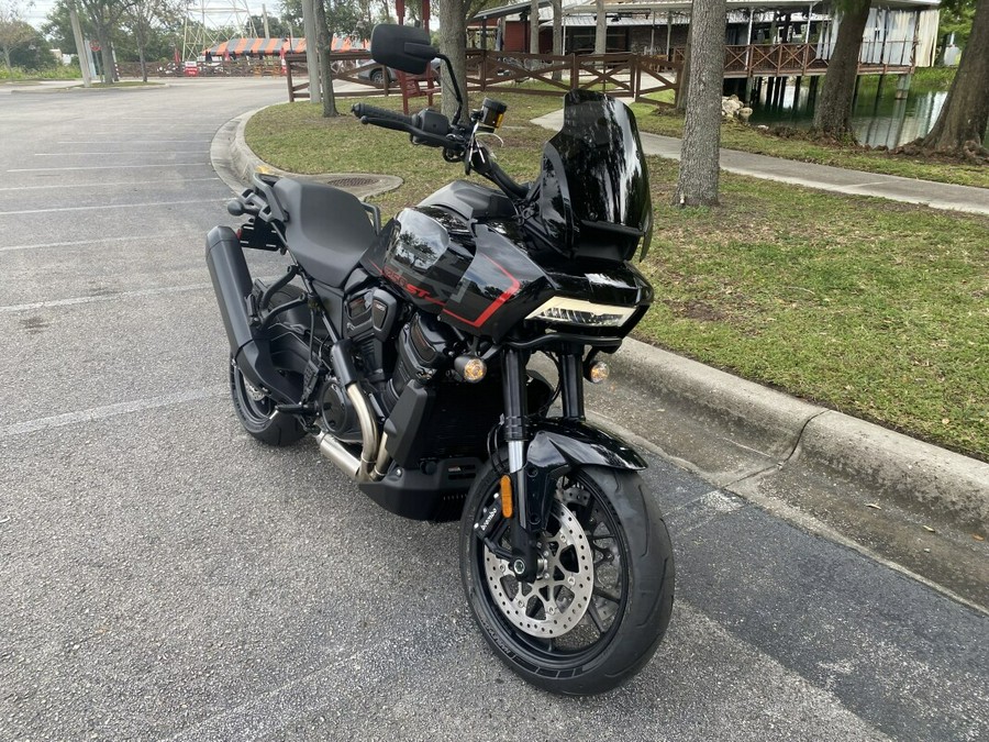 2025 Harley-Davidson® Pan America® 1250 ST