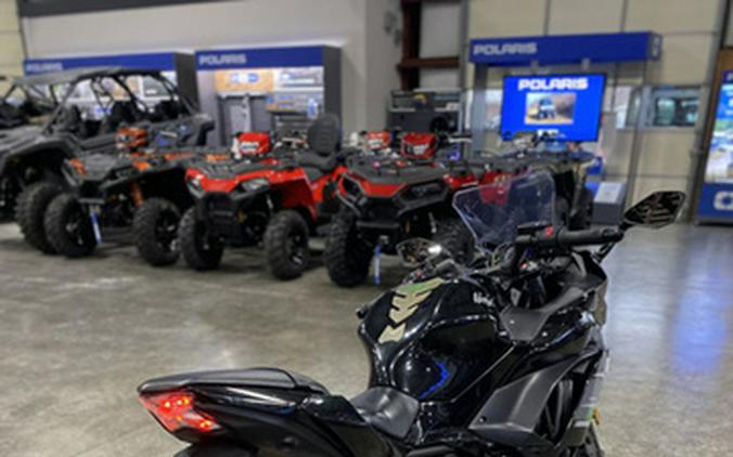 2019 Kawasaki Ninja 650 ABS Metallic Spark Black