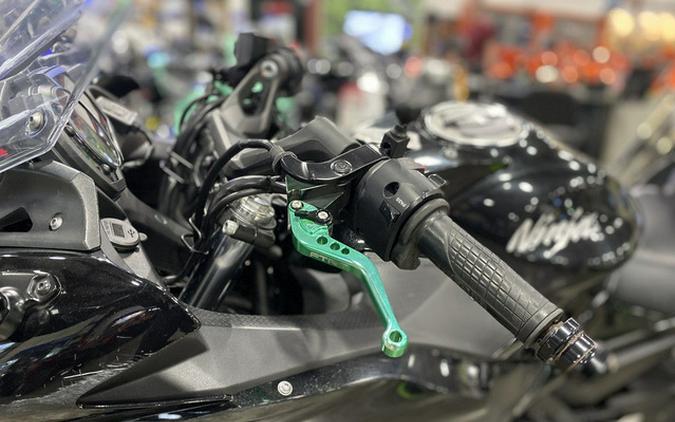 2019 Kawasaki Ninja 650 ABS Metallic Spark Black