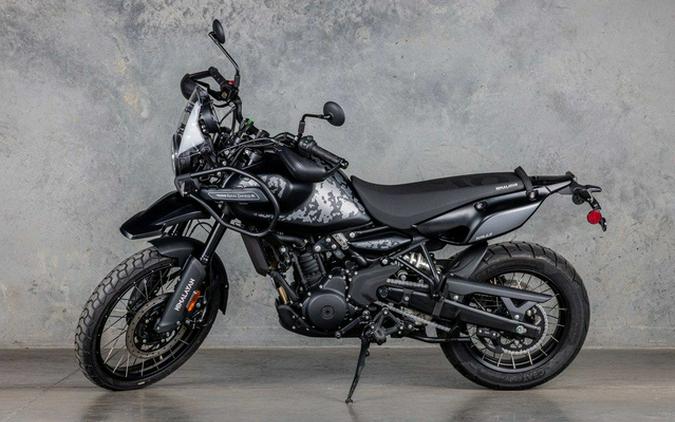 2026 Royal Enfield Himalayan 450 Mana Black
