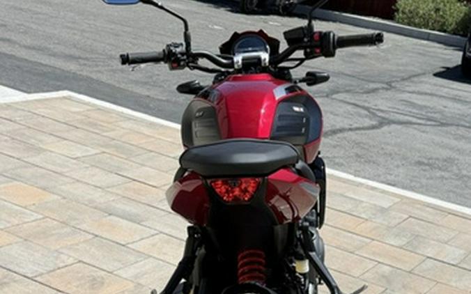 2027 Triumph Trident 800 Carnival Red