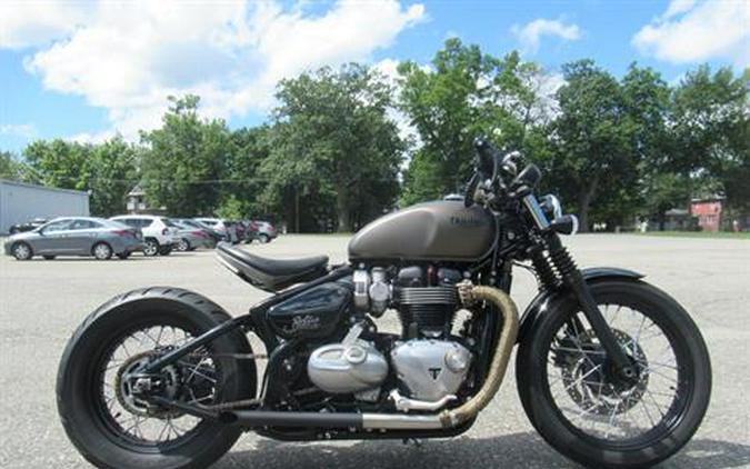 Here's our review of the 2018 Triumph Bonneville Bobber...