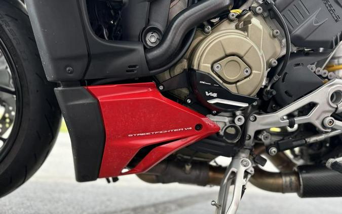 2021 Ducati Streetfighter V4 Ducati Red