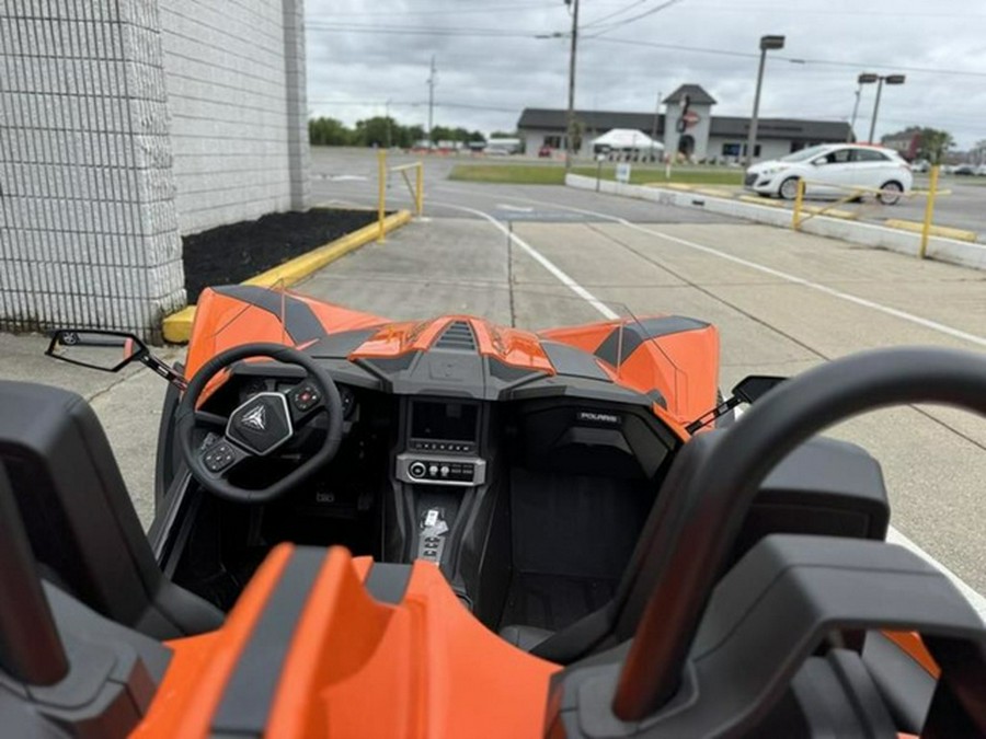 2024 Polaris Slingshot Slingshot SL AutoDrive Volt Orange SL AUTODRIVE