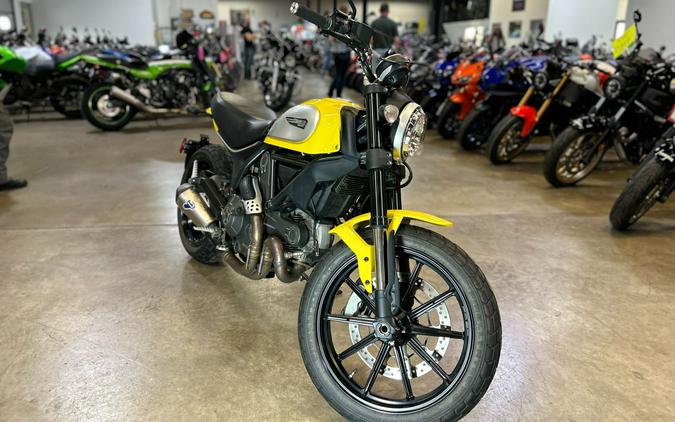 2015 Ducati Scrambler Icon