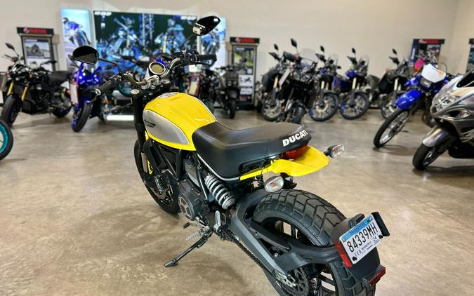 2015 Ducati Scrambler Icon