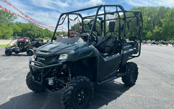 2024 Honda Pioneer 1000-5 Deluxe