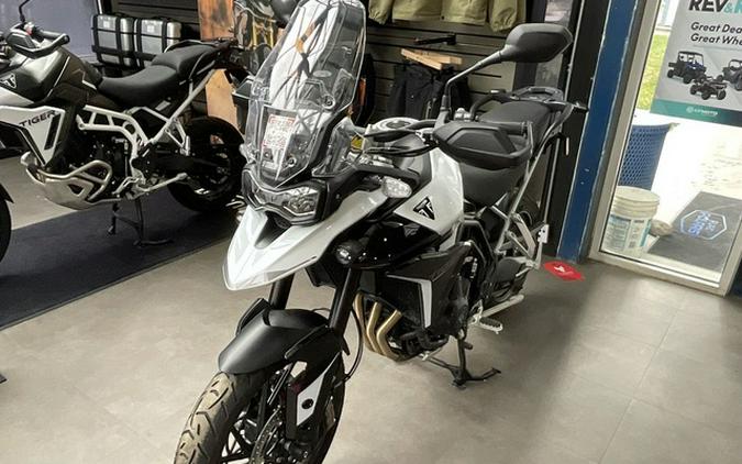 2024 Triumph Tiger 900 GT Pro Graphite / Sapphire Black