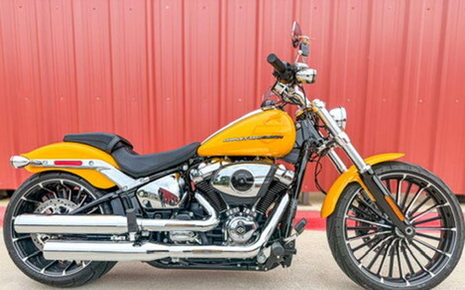 2025 Harley-Davidson Breakout Centerline w/Laced Wheels