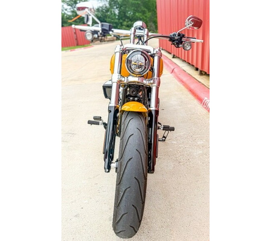 2025 Harley-Davidson Breakout Centerline w/Laced Wheels