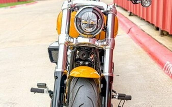 2025 Harley-Davidson Breakout Centerline w/Laced Wheels