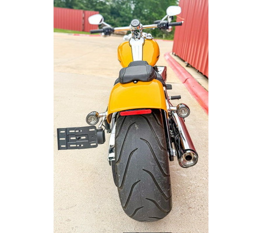 2025 Harley-Davidson Breakout Centerline w/Laced Wheels