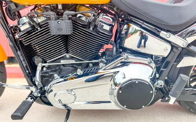 2025 Harley-Davidson Breakout Centerline w/Laced Wheels