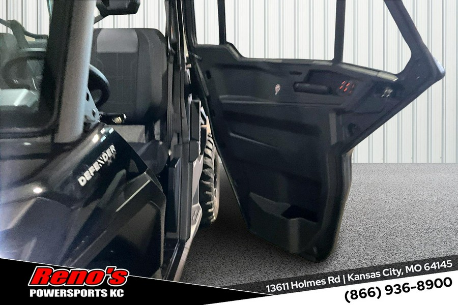 2026 Can-Am Defender XT CAB HD11
