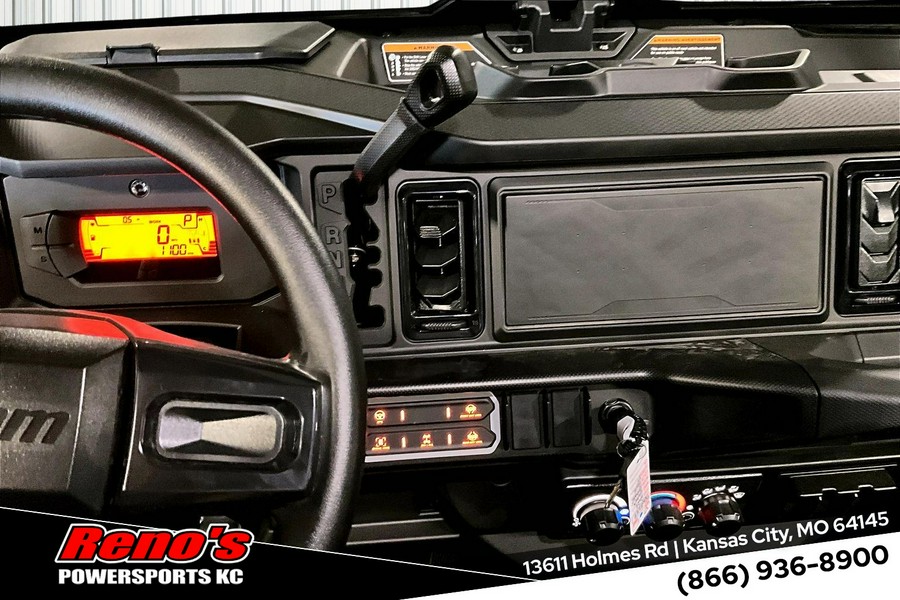 2026 Can-Am Defender XT CAB HD11
