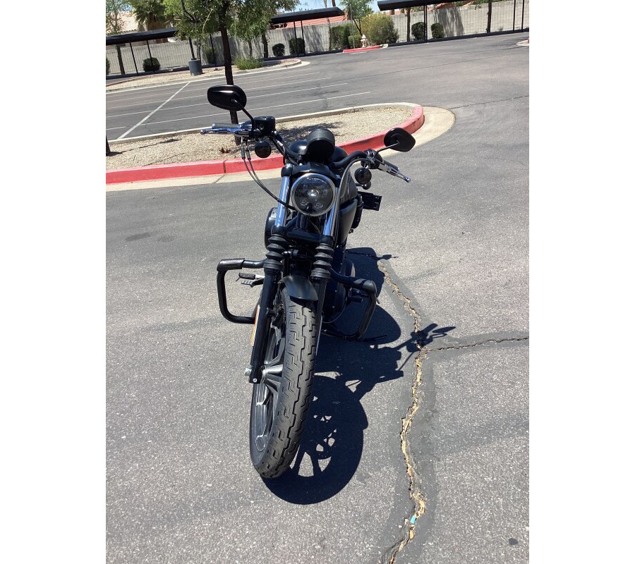 XL 883N 2022 Iron 883