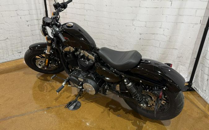 Harley-Davidson® Forty-Eight® 2022 XL 1200X 407714 Vivid Black