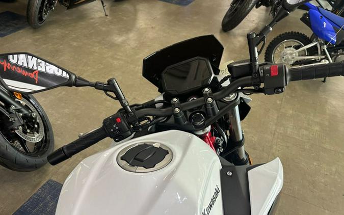 2026 Kawasaki Z500 SE ABS