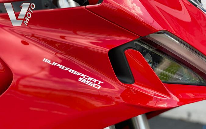 2023 Ducati SuperSport 950 Ducati Red