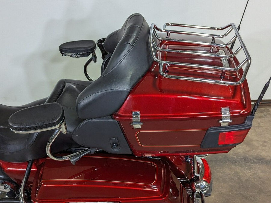 2010 Harley-Davidson Electra Glide® Ultra Classic® Red Hot Sunglo