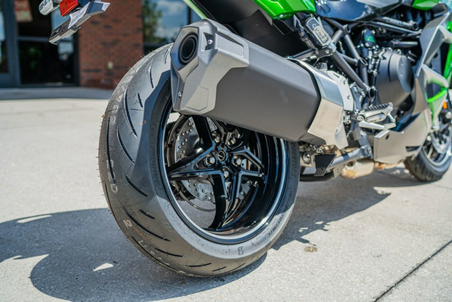 2025 Kawasaki Ninja H2 SX SE ABS