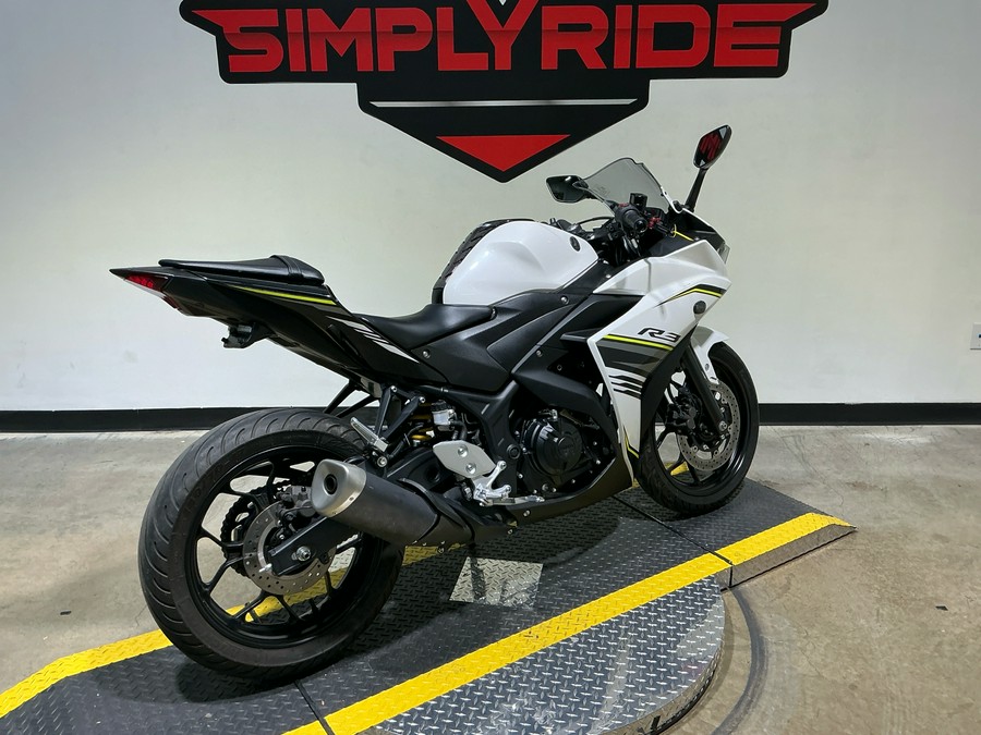 2017 Yamaha YZF-R3 ABS
