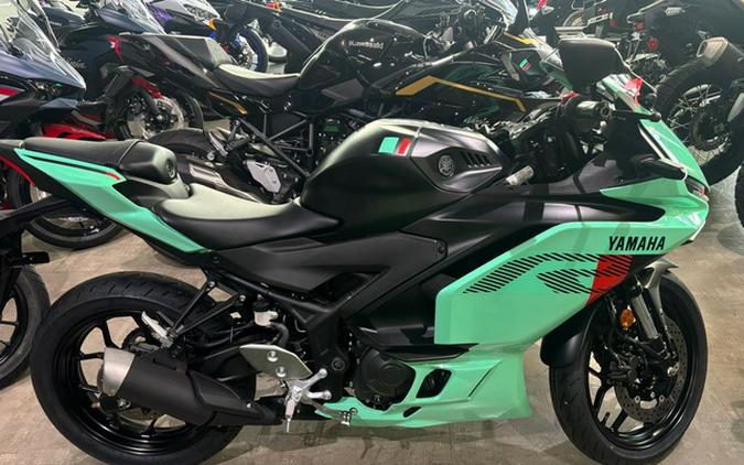 2026 Yamaha YZF R3 ABS