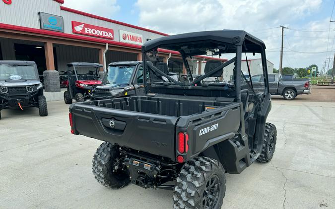 2024 Can-Am Defender DPS HD9