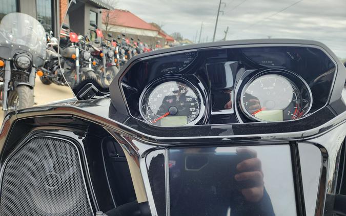 2025 Indian Motorcycle Pursuit® Dark Horse® with 112
