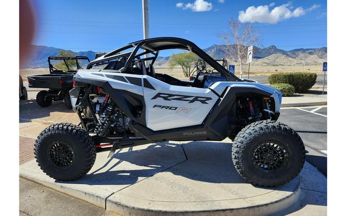 2026 Polaris RZR PRO R ULTIMATE - WHITE CRYSTAL Ultimate