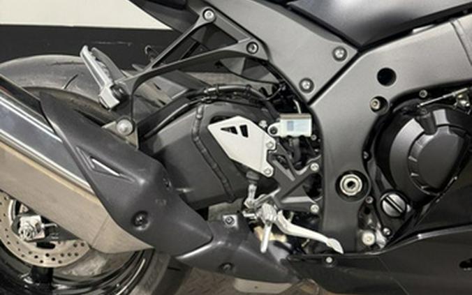 2025 Kawasaki ZX1002LSFAL