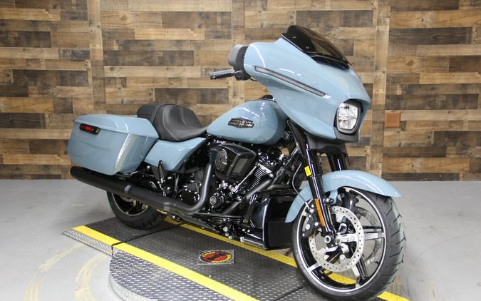 2024 Harley-Davidson Street Glide® Sharkskin Blue - Black Finish