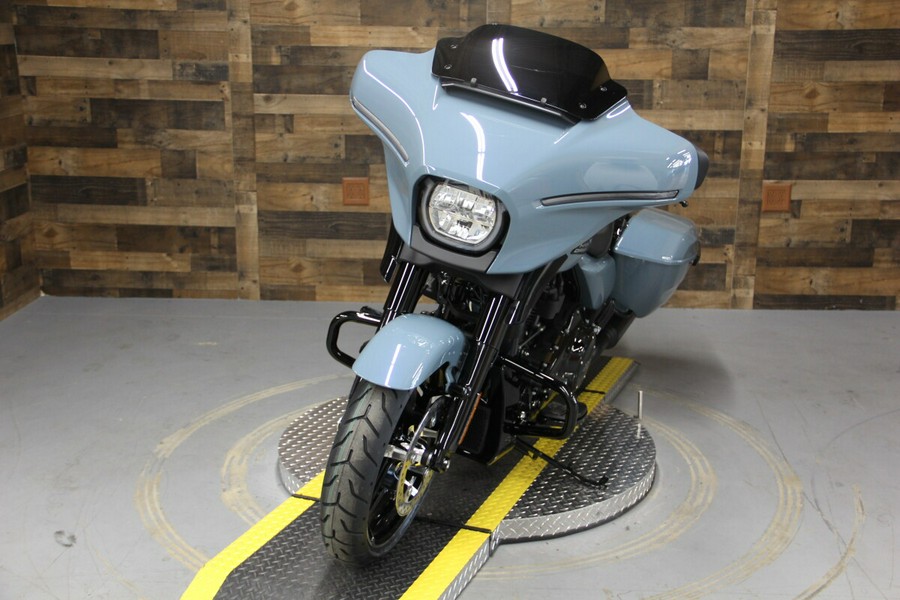 2024 Harley-Davidson Street Glide® Sharkskin Blue - Black Finish