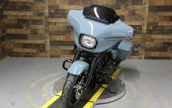 2024 Harley-Davidson Street Glide® Sharkskin Blue - Black Finish