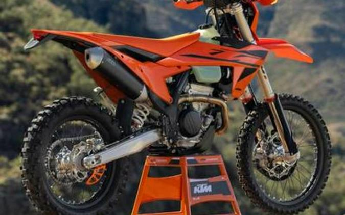 2025 KTM 450 XCF-W