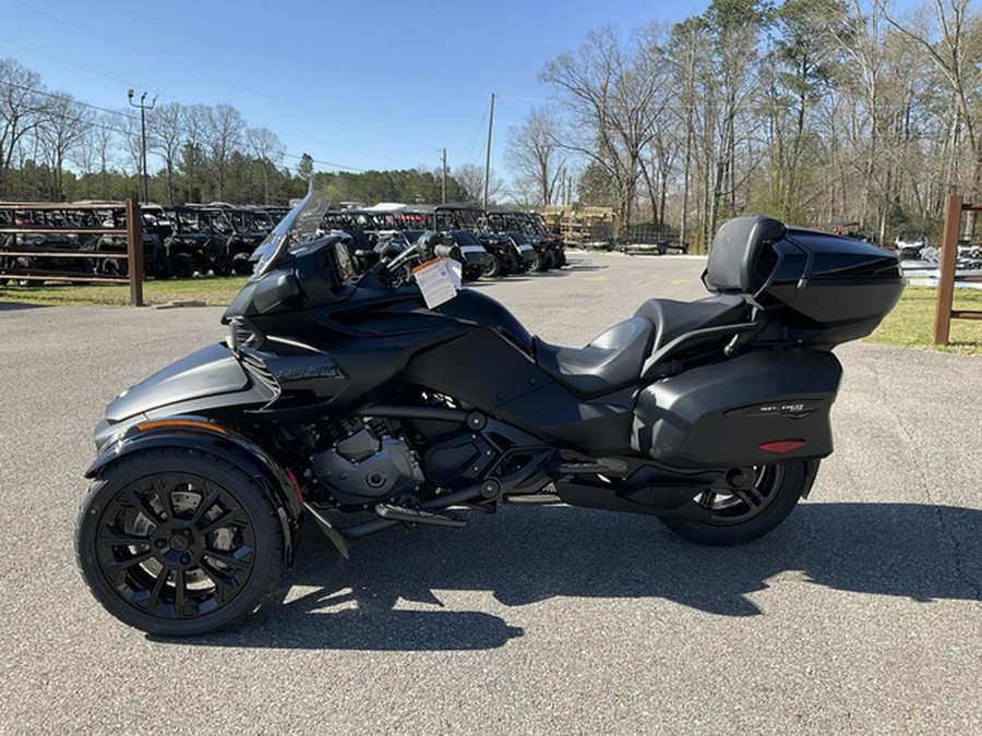 2025 Can-Am Spyder F3 Limited Dark Wheels