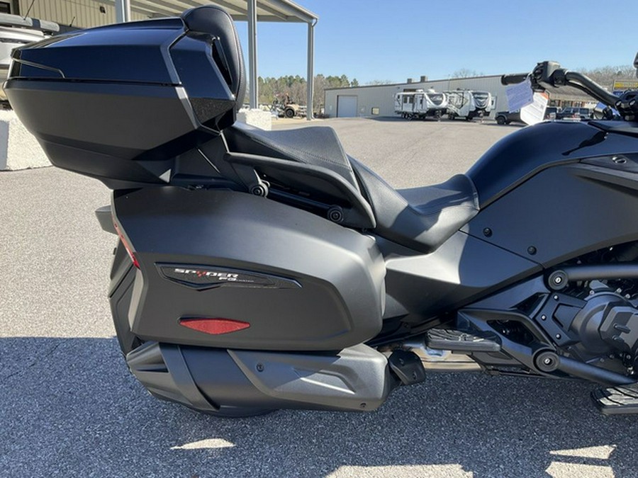 2025 Can-Am Spyder F3 Limited Dark Wheels