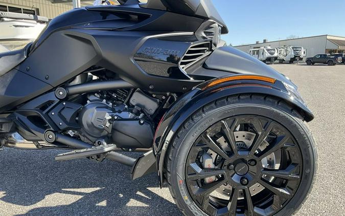2025 Can-Am Spyder F3 Limited Dark Wheels