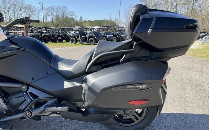 2025 Can-Am Spyder F3 Limited Dark Wheels