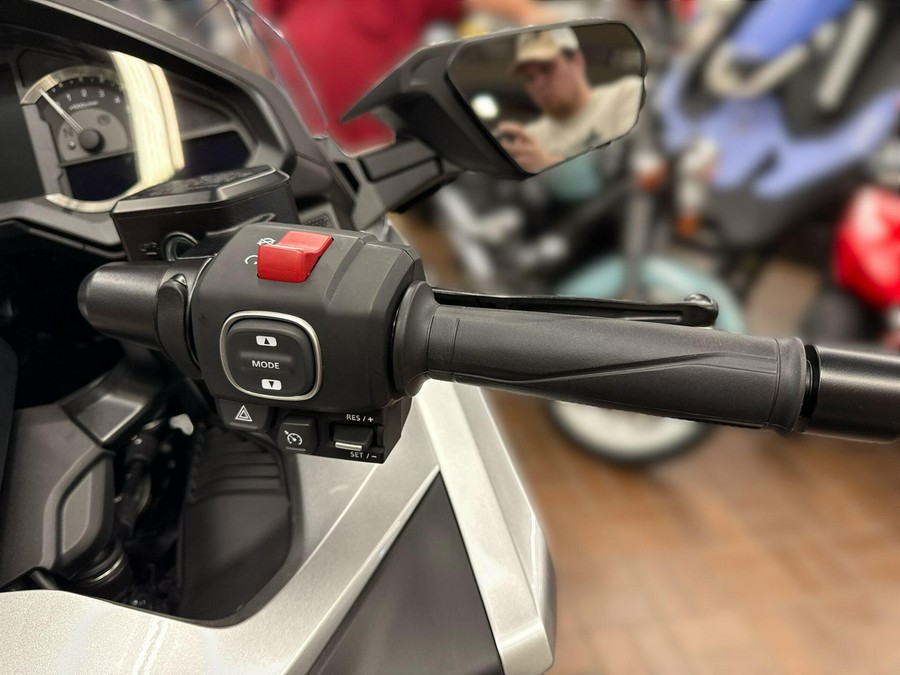 2025 Honda GOLDWING TOUR