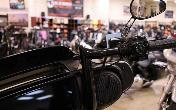 2024 Harley-Davidson® Street Glide® Vivid Black FLHX