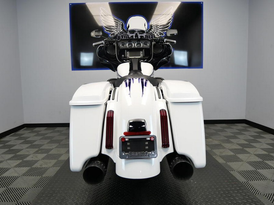 2016 Harley-Davidson® FLHXSE - CVO™ Street Glide®