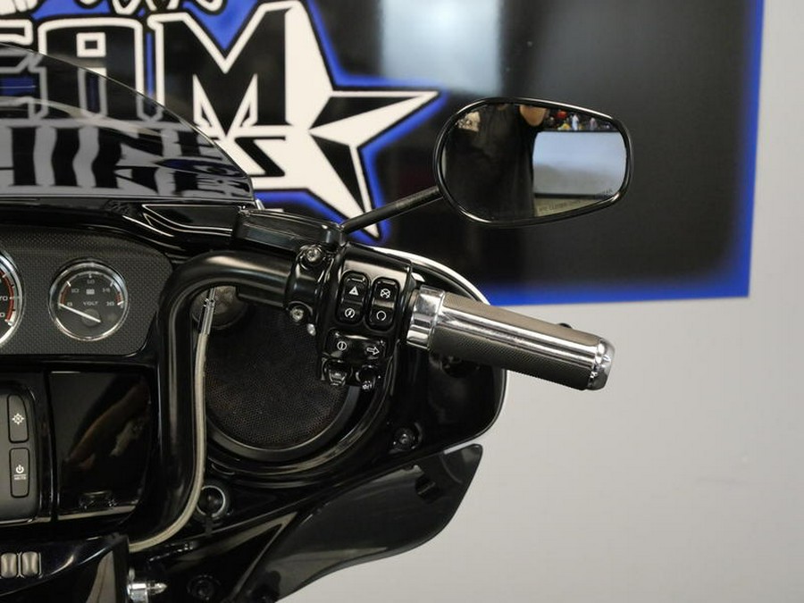 2016 Harley-Davidson® FLHXSE - CVO™ Street Glide®