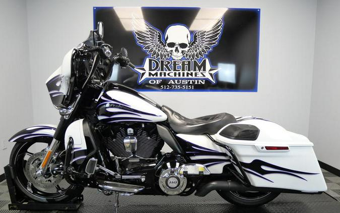 2016 Harley-Davidson® FLHXSE - CVO™ Street Glide®
