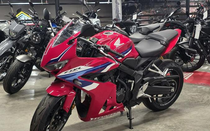2025 Honda CBR650R E-Clutch