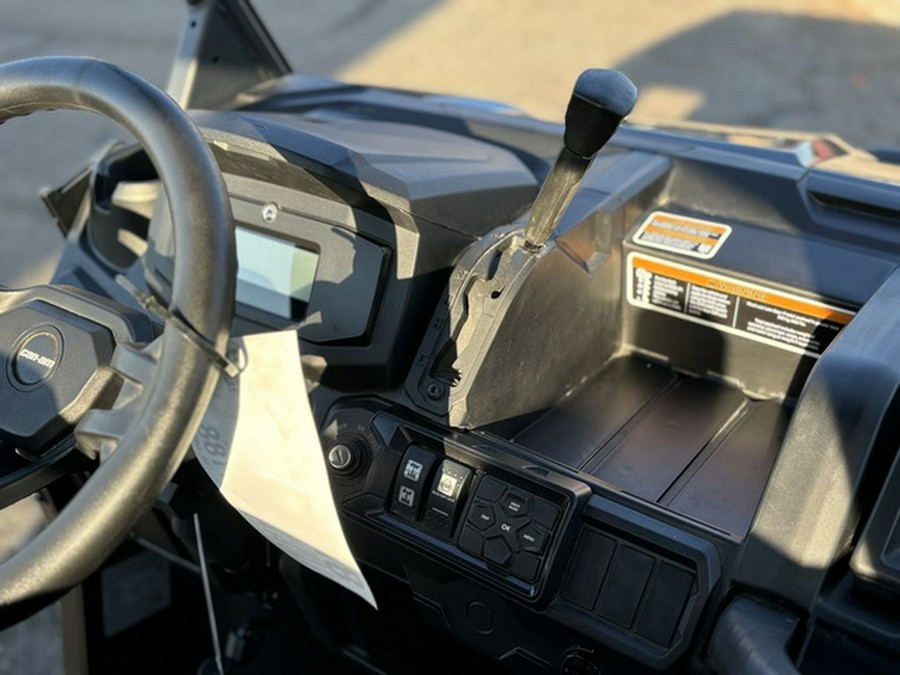 2024 Can-Am Defender MAX XT HD10